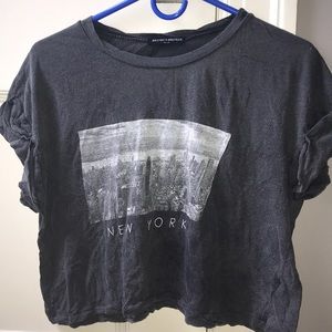 Brandy Melville Cropped NYC Graphic Tee
